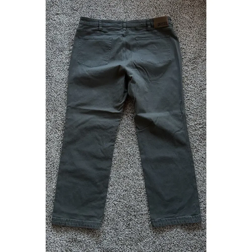 Duluth Trading JEANS Men’s 42 X 30 Flex Fire Hose Relaxed Fit pants Green B25